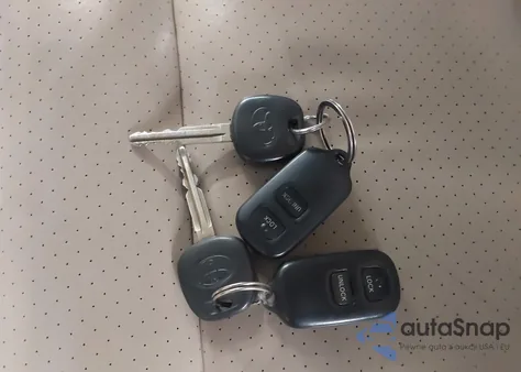 2003 Toyota Highlander Limited V6 z USA, uszkodzony, nr VIN JTEHF21A230132259